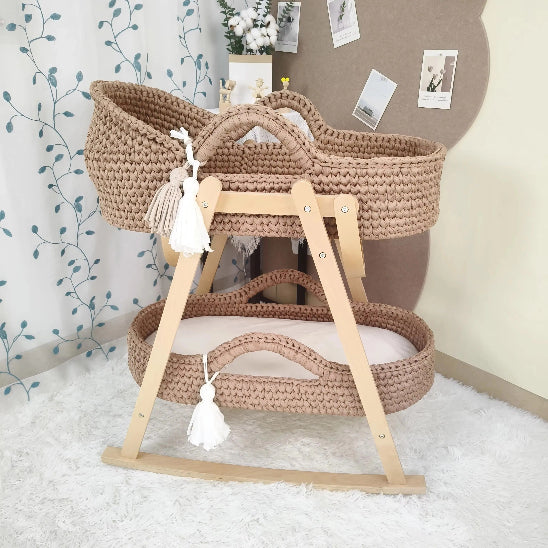 Couffin pour bebe marron solide et stable