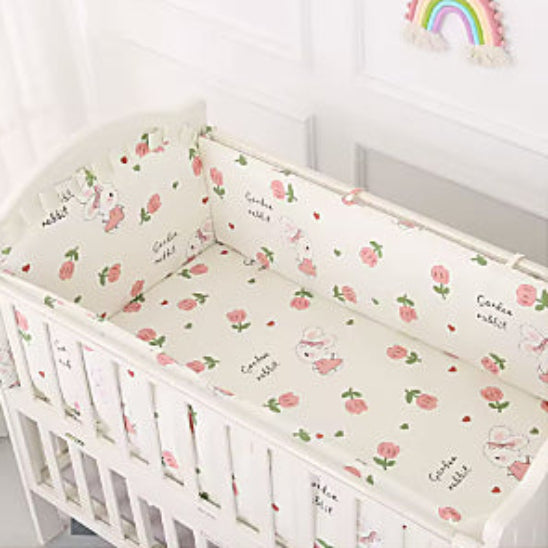 Coussin tour de lit bébé fille blanc motif rose lapin