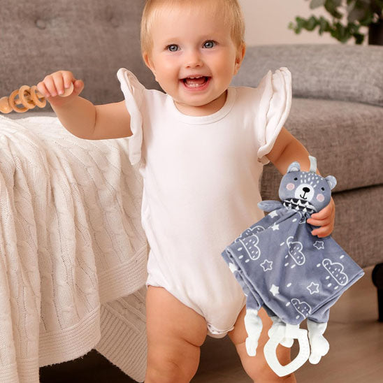 Doudou bébé animal nordique éveille curiosité bébé