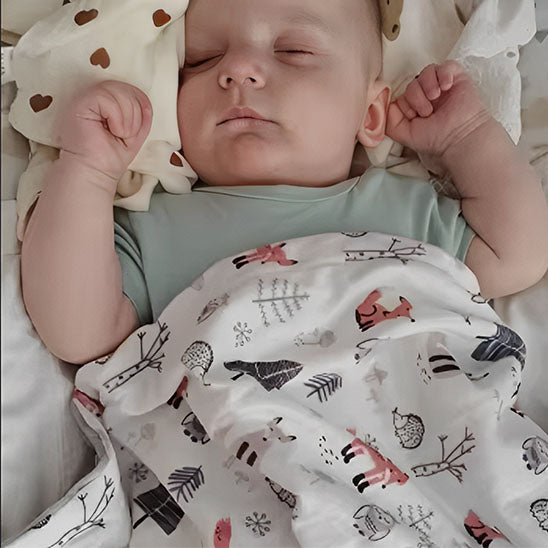 couverture en polaire bebe stimulateur favorisant sommeil bébé