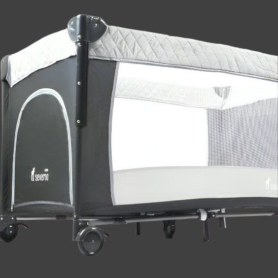 Lit parapluie et matelas hygienique maintient la propreté grâce au material plastique