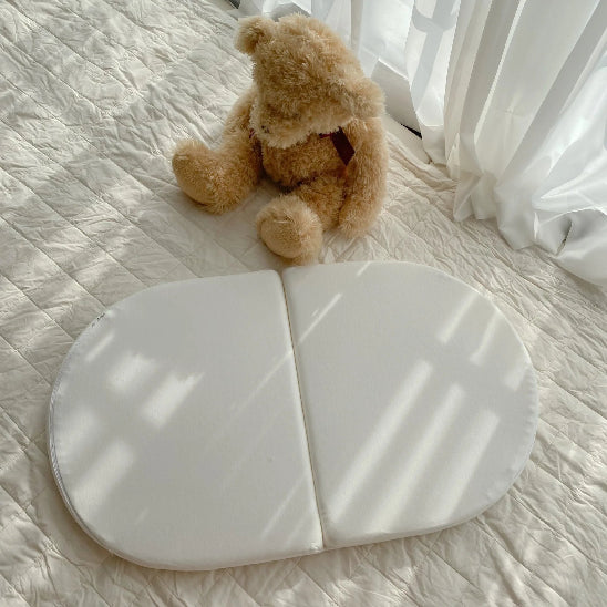 tapis eponge blanc procure plus daisance au lit bebe