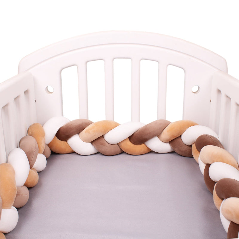 tour de lit tresse hauteur ideale adaptee au mouvement bebe