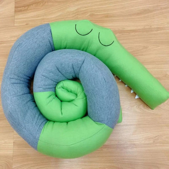 Boudin tour de lit bleu vert motif forme crocodile