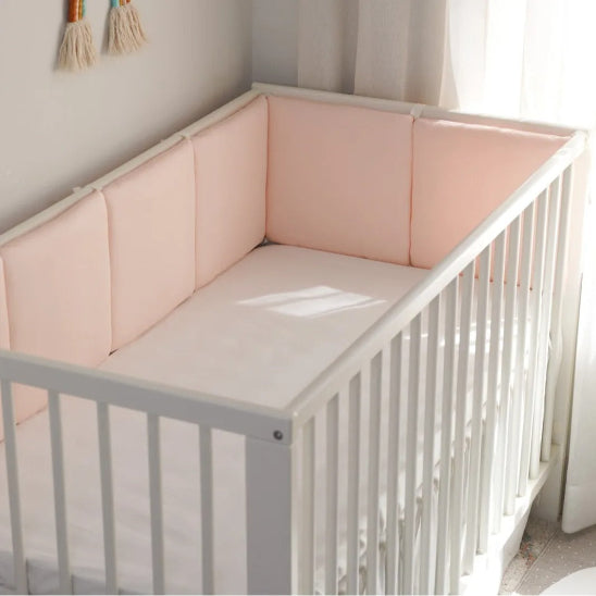 Coussin tour de lit uni rose