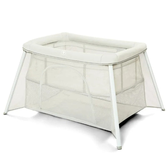Lit parapluie bebe avec matelas structure aluminium assure sa robustesse