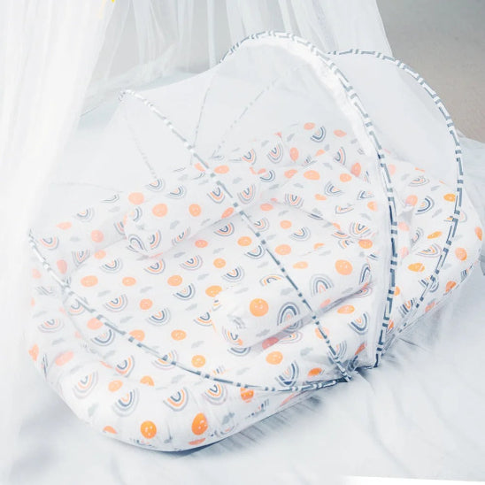 Lit pour bebe en toile anti-moustiquaire blanc-arc-en-ciel
