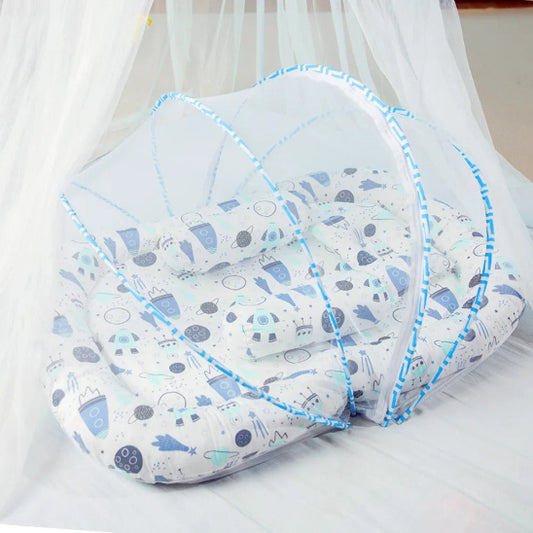 Lit pour bebe en toile anti-moustiquaire bleu