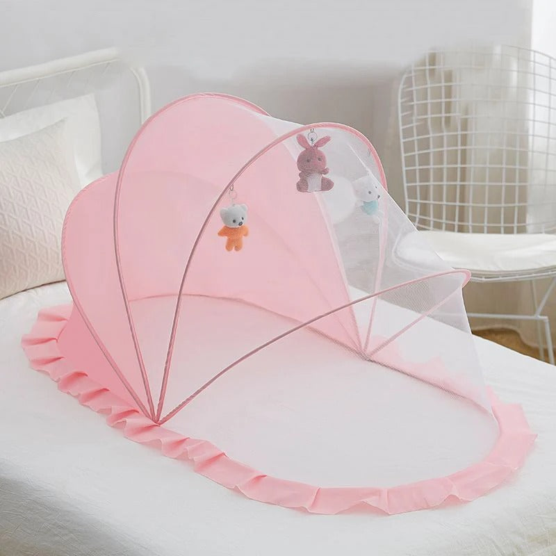Lit toile pour bebe rose pâle avec espace  jouet