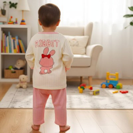 Pyjama bébé fille charmant avec motif lapin sur le dos