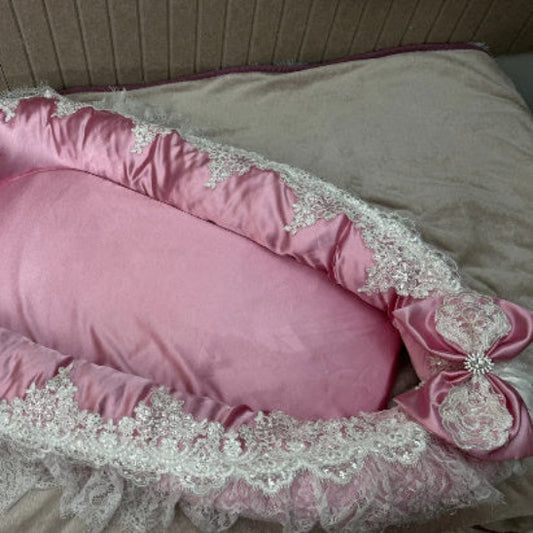 Réducteur de lit bébé barrière douce pour maintenir bébé