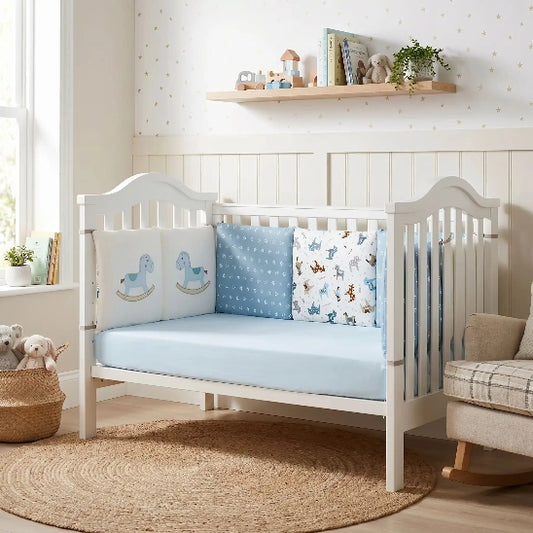 Tour de berceau bébé bleu pastel couleur harmonisante chambre bébé