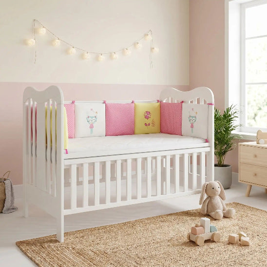 Tour de berceau bébé motif chaton rose fleur