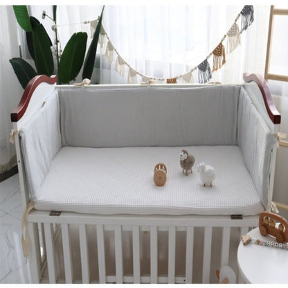 Tour de lit bebe garcon cocon douceur avec texture moelleuse