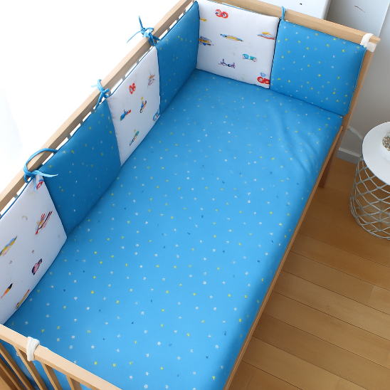 Tour de lit bebe original motif véhicule illumine chambre bébé