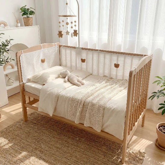 Tour de lit bébé transparent ésthetique