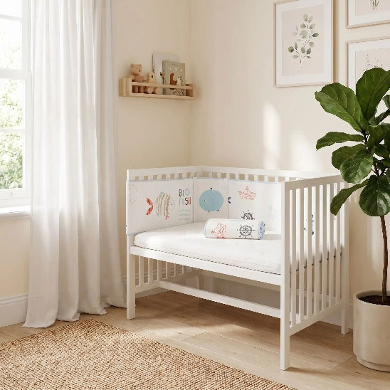 Tour de lit bébé transparent motif embellissant