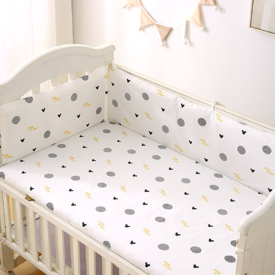 Tour de lit garcon blanc mignon 