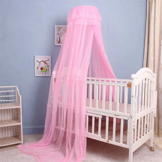 ciel de lit pour bebe voile leger cree atsmosphere douce et rassurante