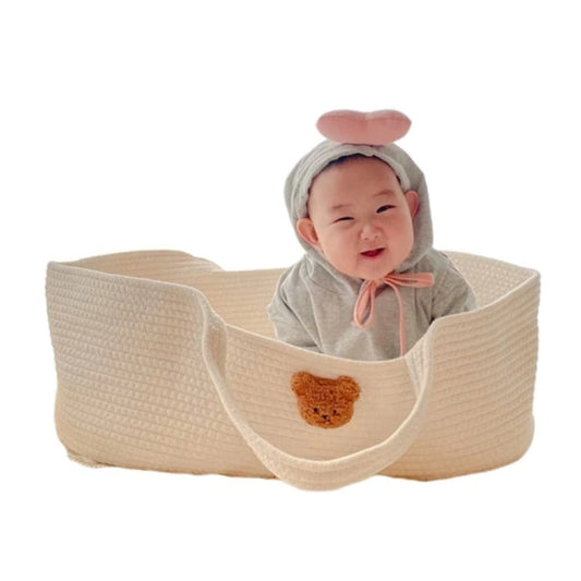couffin bebe accessoire photo utilise pour photo clichee