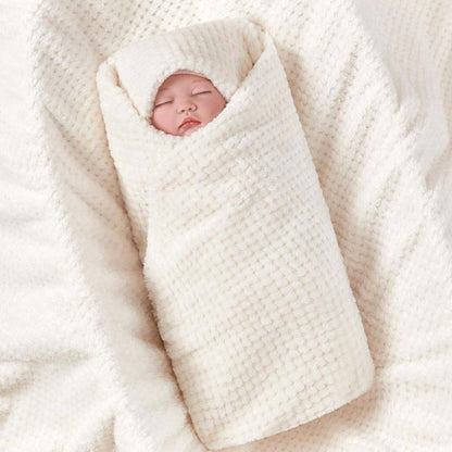 Couverture bébé emmaillotante serre bien bébé