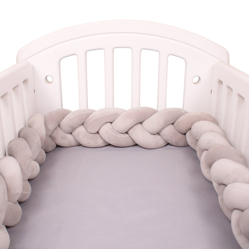 tresse de lit bebe confortable procure calme au bebe
